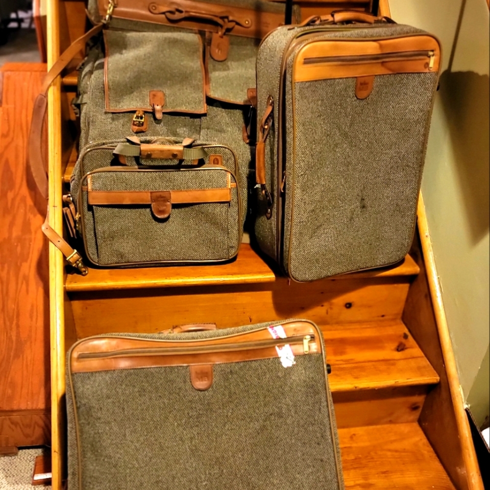 4 piece Tweed and leather Hartman luggage set, suitcase,garment bag,carry bag